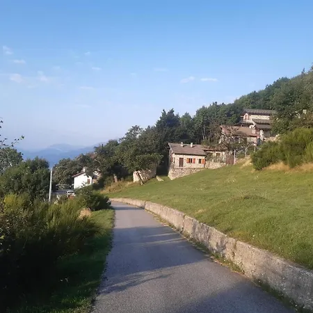 Casa Anna - Montemezzo Holiday home Bugiallo