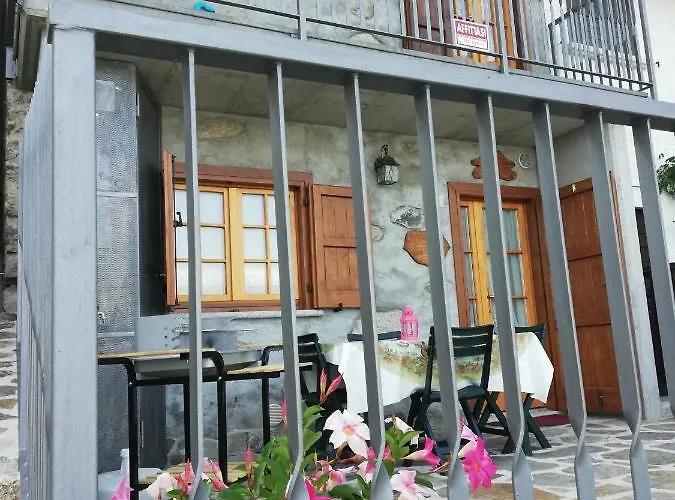 Dom wakacyjny Casa Anna - Montemezzo *